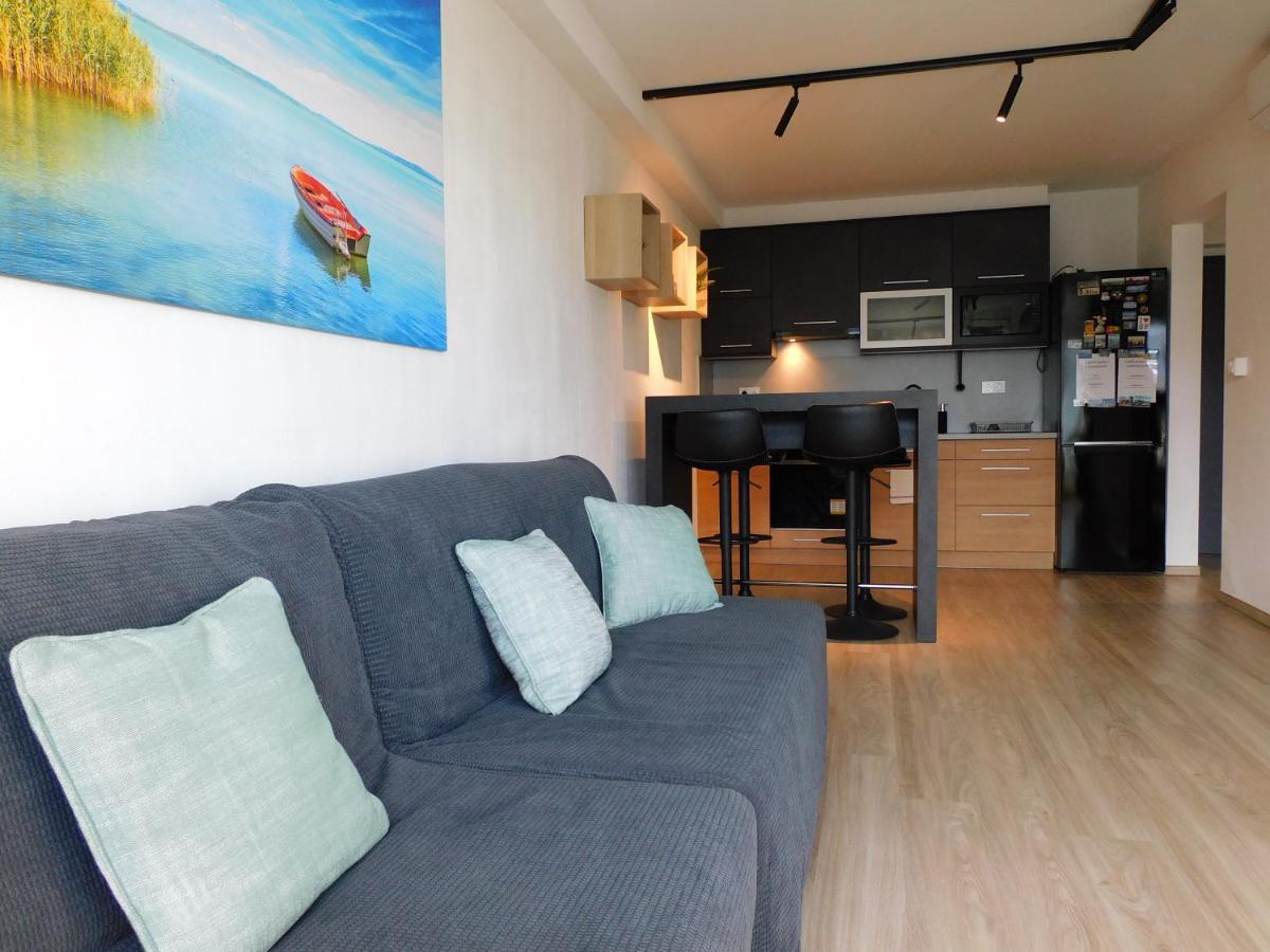 Chill & Relax Apartment Siófok Buitenkant foto